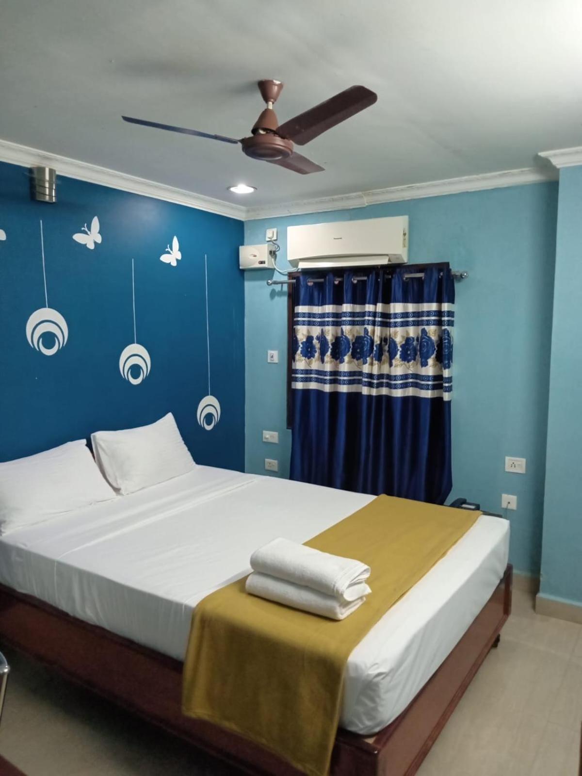 Sea View Beach House Pondicherry Exteriör bild
